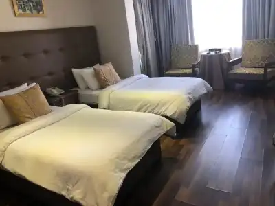 Gondola & Suites - 36
