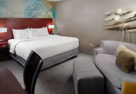 Courtyard by Marriott Atlanta Buckhead - 4