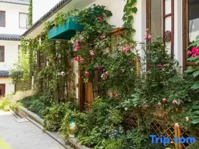 Huage Hostel - 4