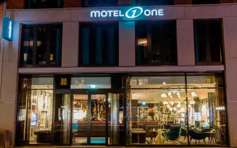 Motel One Amsterdam-Waterlooplein - 27