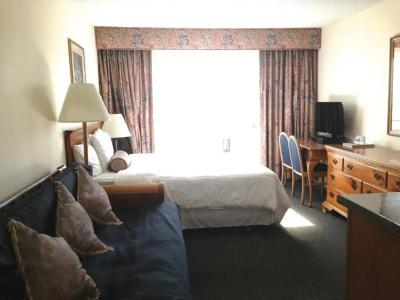 Ocean Surf Resort - 52