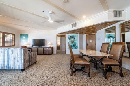 Pacific Terrace - 143