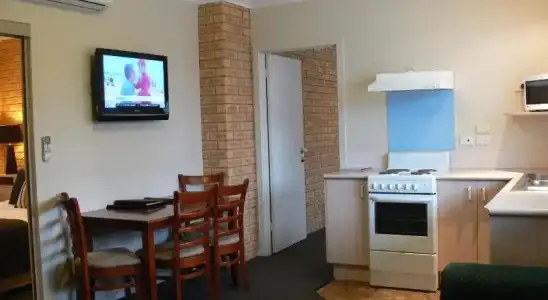 Begonia City Motor Inn - 17