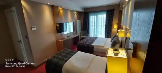 Grand Van - 36
