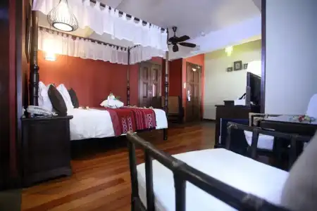 Anggun Boutique - 60
