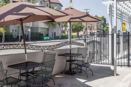 Knights Inn Downtown Los Angeles - 12