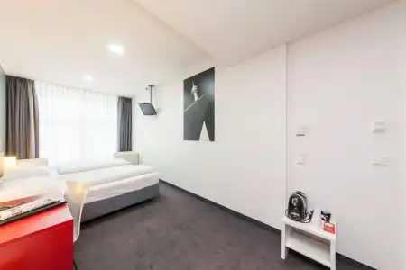 Garner Berlin - Gendarmenmarkt by IHG - 4