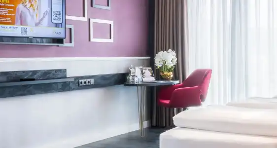 PLAZA Premium - 95