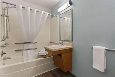 WoodSpring Suites Macon West I-475 - 28