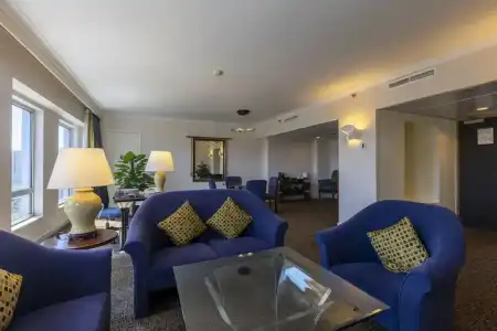 Grand Skylight Royal - 96
