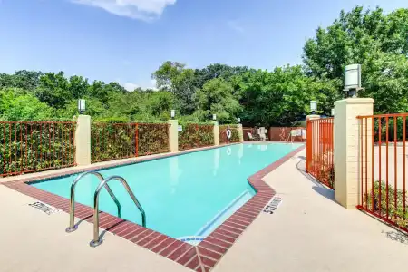 Motel 6 Arlington, TX - 13