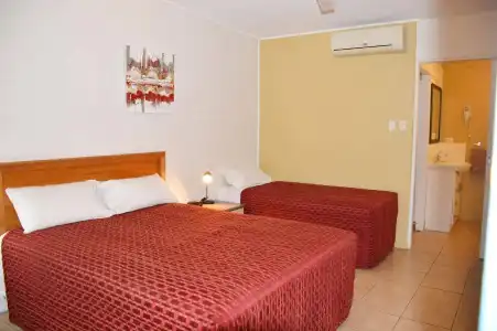 Tropic Coast Motel - 42