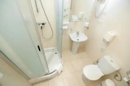 Reikartz Kropivnytskiy - 5