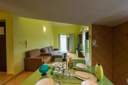 Apartments Karen - 99
