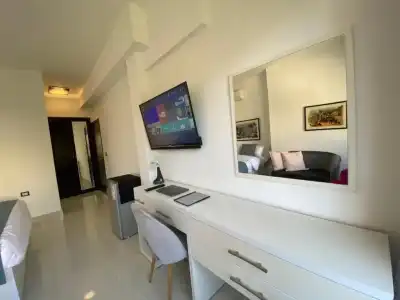 Lemon Tree Residence - 60