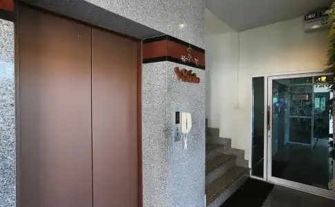 V Place Residence - 14