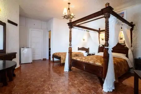 Porto Perissa - 76