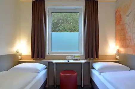 B&B Schweinfurt-Süd - 38