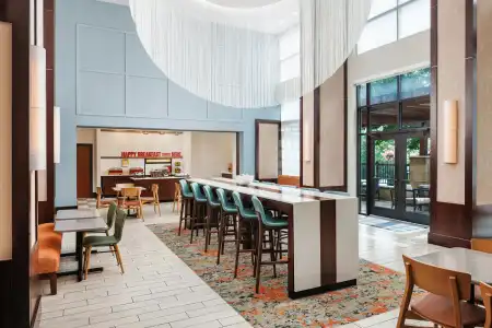 Hampton Inn & Suites Chattanooga/Hamilton Place - 23