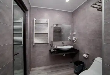 Amiranis Parki - 5