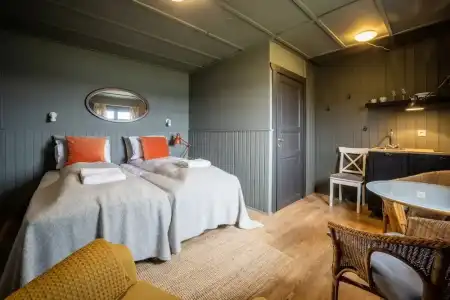 Riverfront Lodge - 21