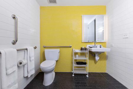 Motto by Hilton Washington DC City Center - 8