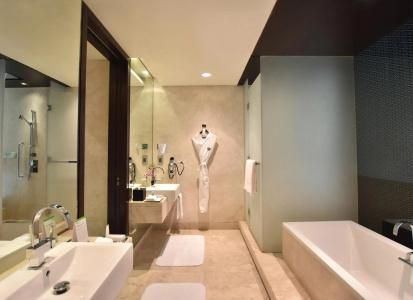 Al Ain Rotana - 10