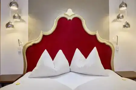 Romantikhotel - 102