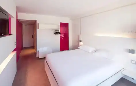 ibis Styles Menton Centre - 39