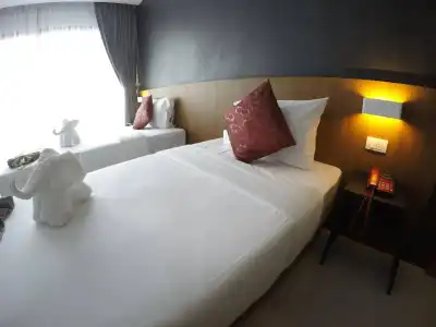 Phoenix Grand - 2