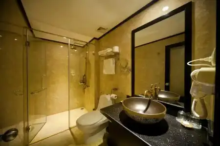 Lavender Central & Spa - 55
