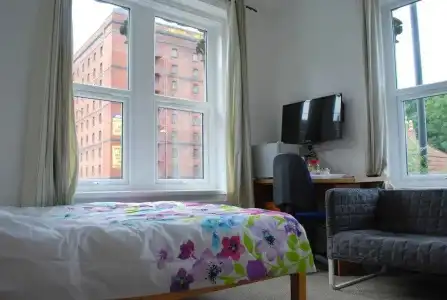 Clift Guest House - 4