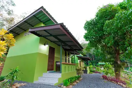The Mouth Resort - 8