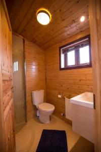 Hestasport Cottages - 16