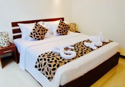 8 Plus Motels - 53