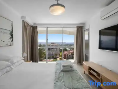 Baronnet Apartments - 253