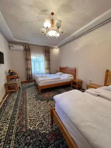 Old Bukhara Boutique - 85