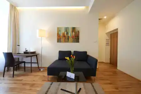 HiLight Suites - 17