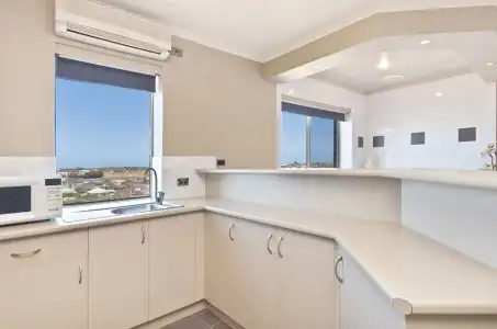 Comfort Inn On Raglan - 15