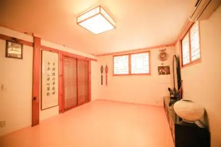 Bukchonmaru Hanok Guesthouse - 42