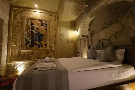 Sarnich Cave Suites - 55