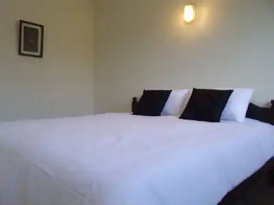 Albatross Guesthouse Thungwualaen Beach - 3
