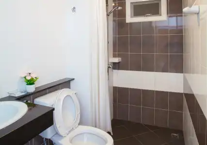 Nouveau Guesthouse - 8