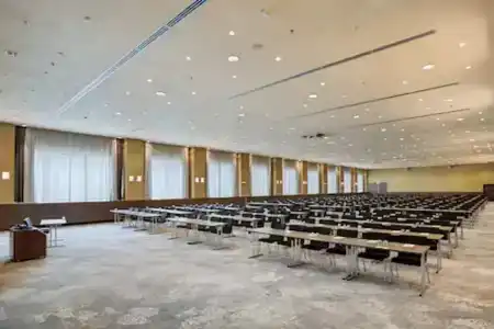 DoubleTree by Hilton Vienna Schonbrunn - 17