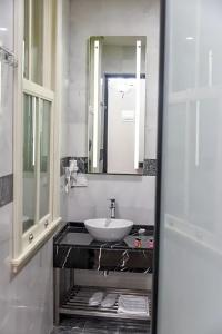 Luxir - 23