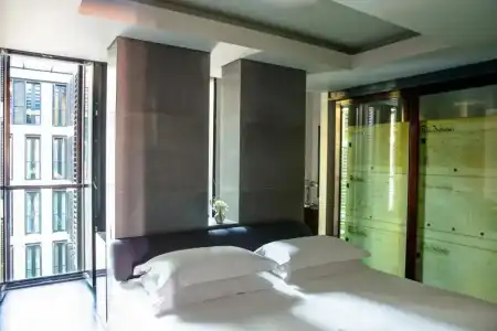 Grosvenor House Suites - 62