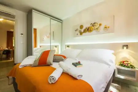 ApartGimi - 28