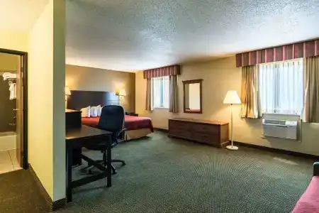 City Centre Inn at Newport News - 4