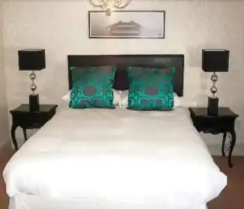 Grand Pier Guest House - 1