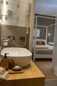 Maxim B&B Suite Rooms - 35